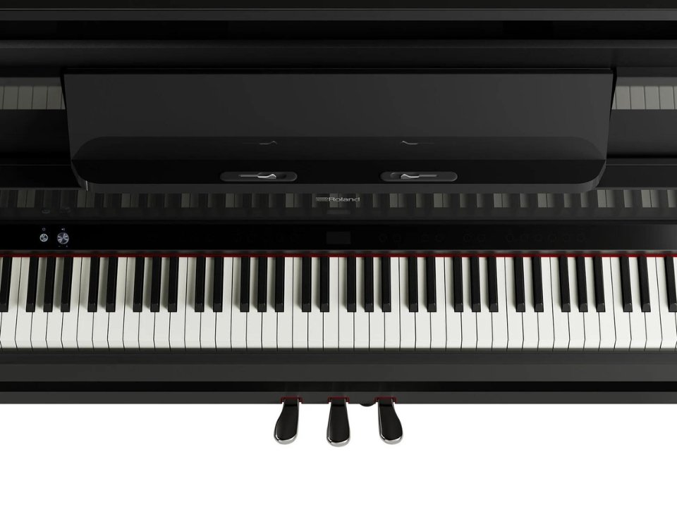 Cận cảnh ROLAND LX-9 PE tại Piano House